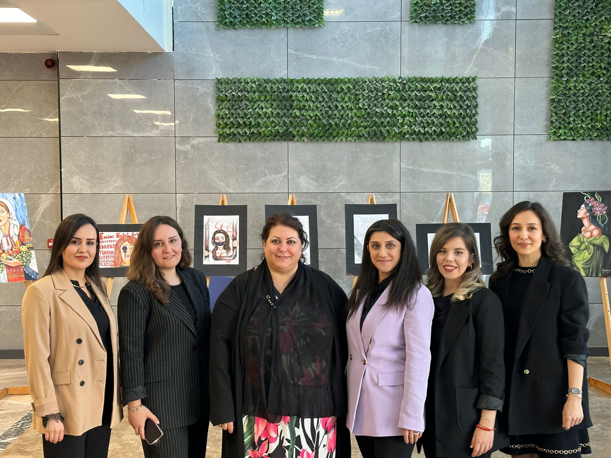 25 KASIM KADINA YÖNELİK ŞİDDETLE ULUSLARARASI MÜCADELE GÜNÜ KAPSAMINDA PANEL VE SERGİ AÇILIŞI GERÇEKLEŞTİRİLDİ. 